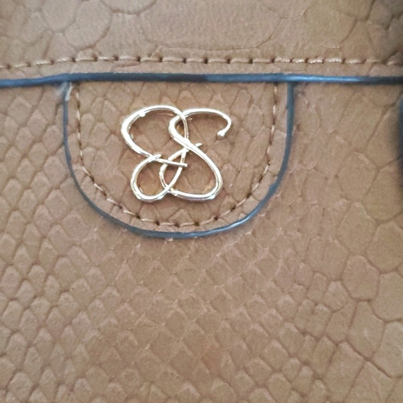 ๐ HOST PICK ๐ Jessica Simpson Crossbody Bag - Picture 8 of 10